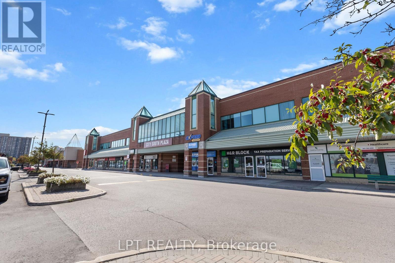 304 - 7700 Hurontario Street, Brampton, ON