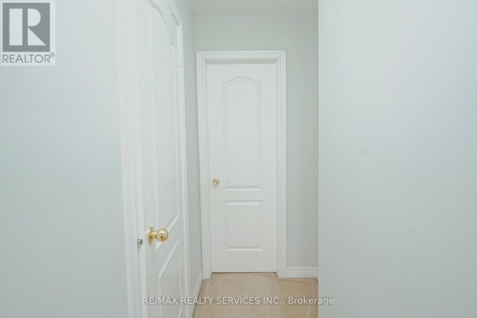 49 Crystalview Crescent, Brampton, ON - Indoor Photo Showing Other Room