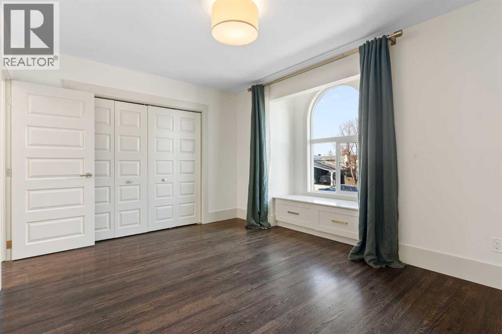 4711 Norquay Drive Nw, Calgary, AB - Indoor Photo Showing Other Room