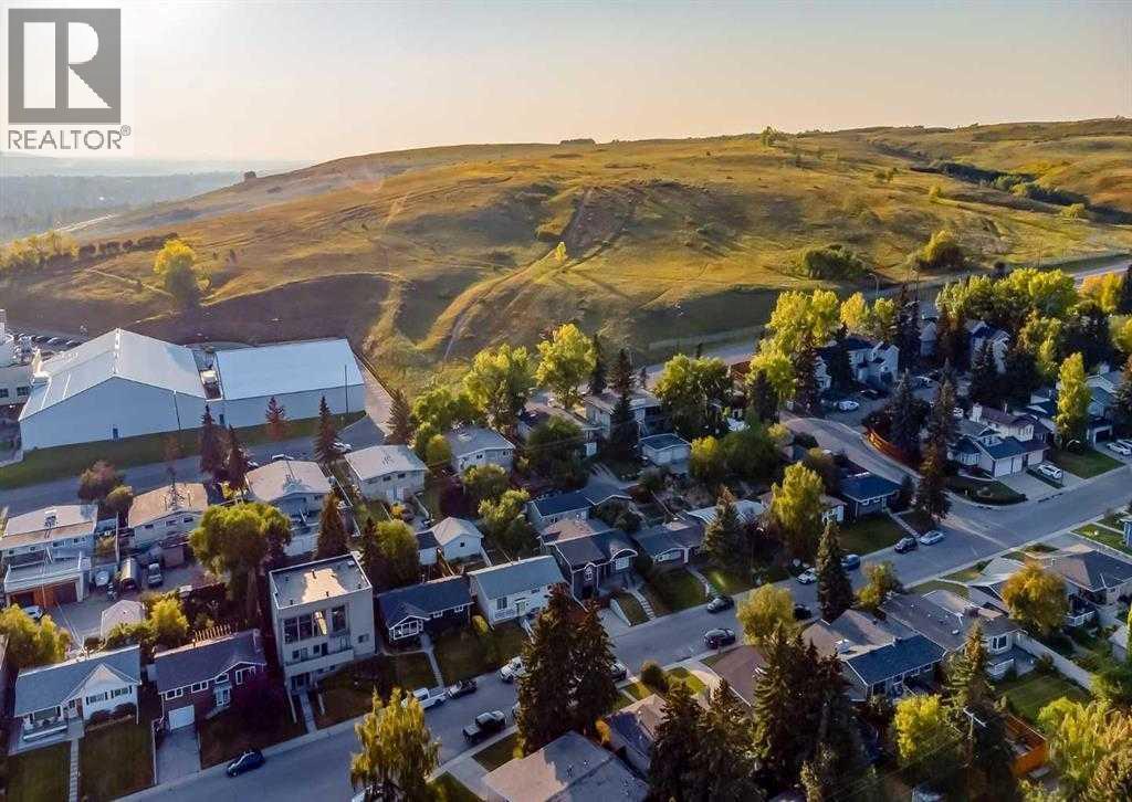 Summer photo - 4711 Norquay Drive Nw, Calgary, AB - Outdoor With View