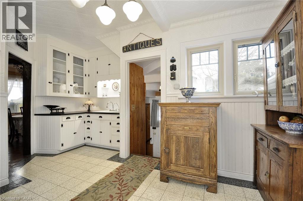 628 Garden Street, Cambridge, ON - Indoor Photo Showing Other Room