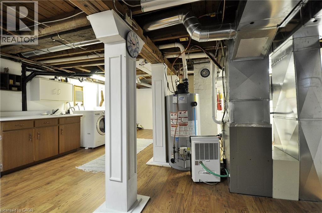 628 Garden Street, Cambridge, ON - Indoor Photo Showing Basement