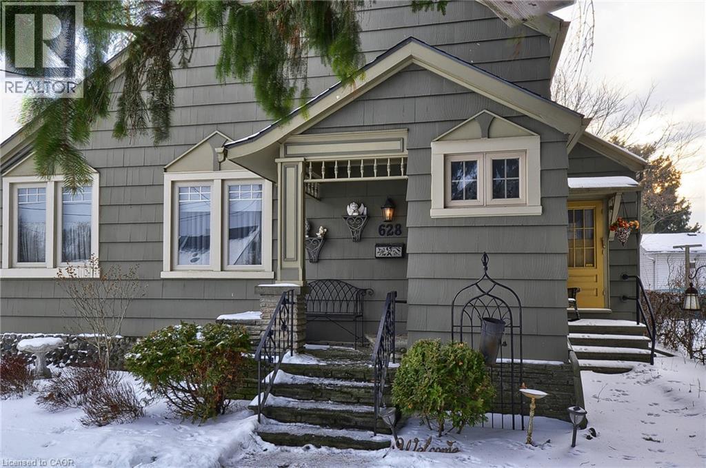 628 Garden Street, Cambridge, ON - Outdoor With Facade
