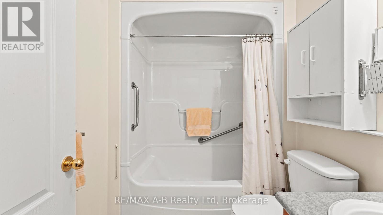 5 - 30 Ann Street, St. Marys, ON - Indoor Photo Showing Bathroom