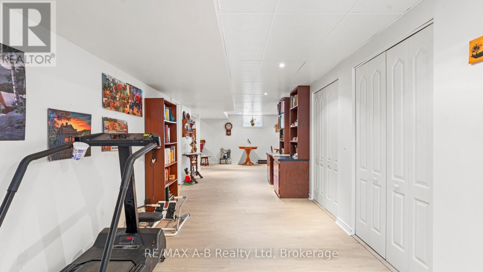 5 - 30 Ann Street, St. Marys, ON - Indoor