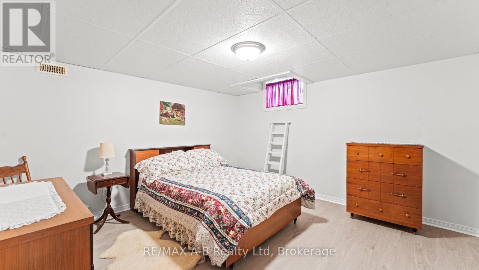 5 - 30 Ann Street, St. Marys, ON - Indoor Photo Showing Bedroom