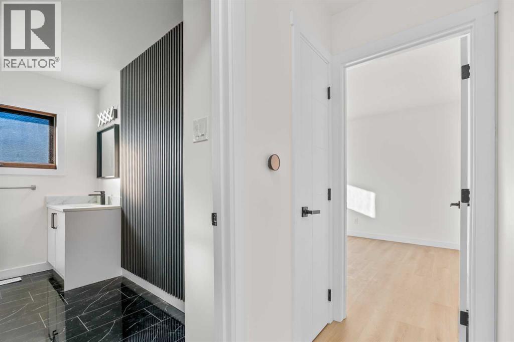 4720 Fordham Crescent Se, Calgary, AB - Indoor Photo Showing Other Room