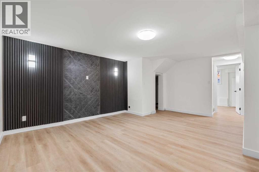 4720 Fordham Crescent Se, Calgary, AB - Indoor Photo Showing Other Room