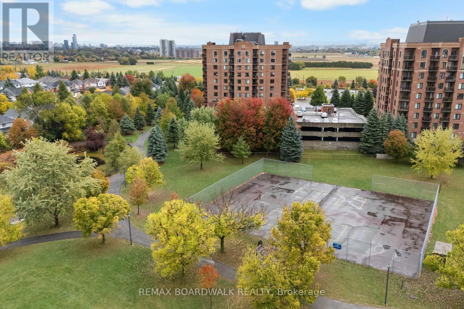 1004 - 314 Central Park Drive, Ottawa, ON - Outdoor With View