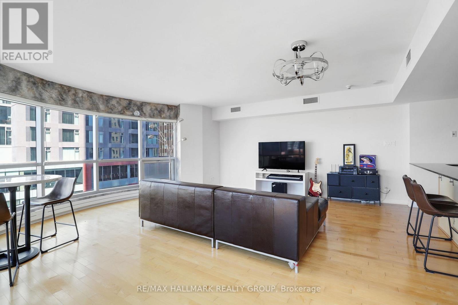 504 - 200 Rideau Street, Ottawa, ON - Indoor Photo Showing Other Room