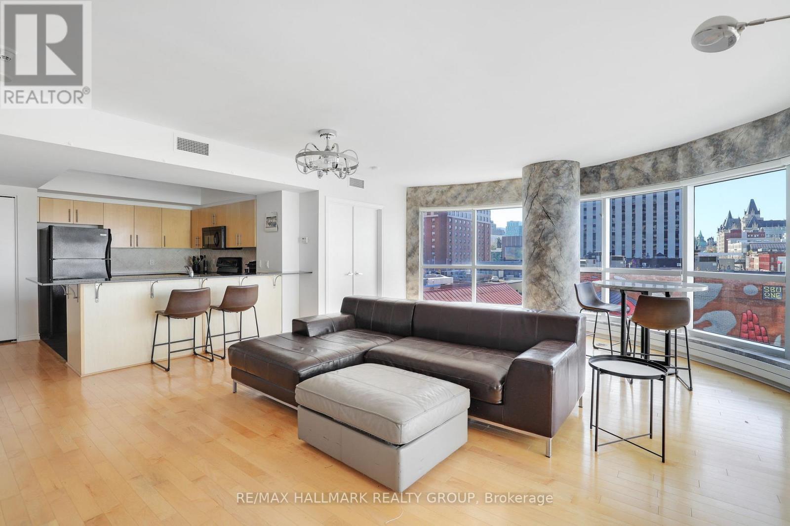 504 - 200 Rideau Street, Ottawa, ON - Indoor