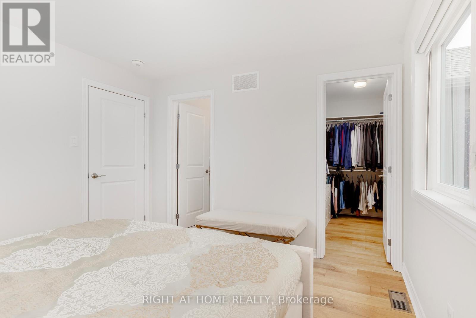65 Esban Drive, Ottawa, ON - Indoor Photo Showing Bedroom