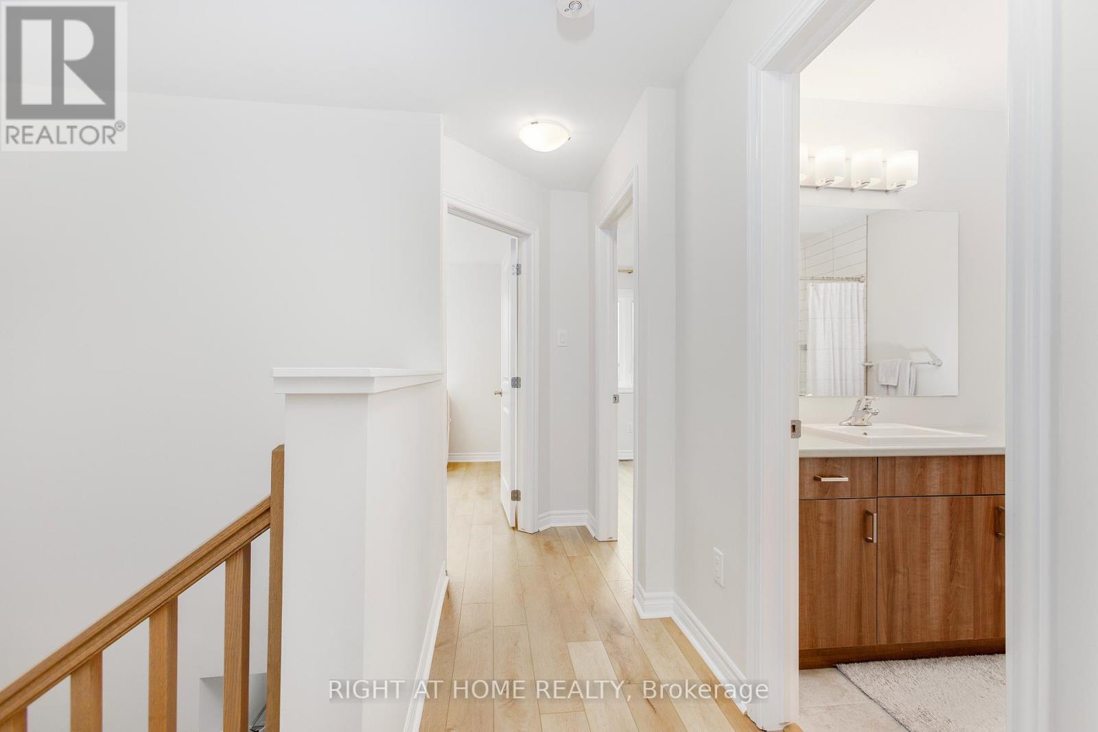 65 Esban Drive, Ottawa, ON - Indoor Photo Showing Other Room