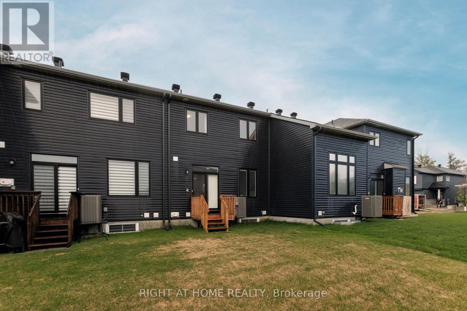 65 Esban Drive, Ottawa, ON - Outdoor With Exterior