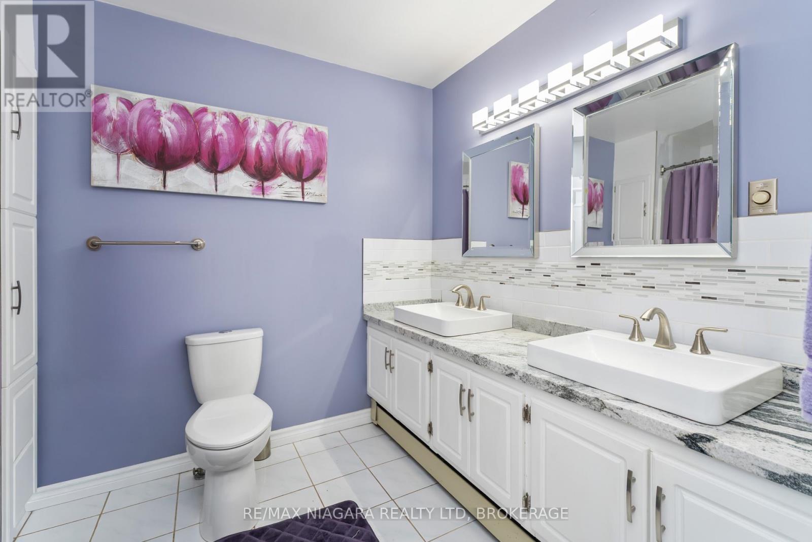 791 Darby Road, Welland (Cooks Mills), ON - Indoor Photo Showing Bathroom