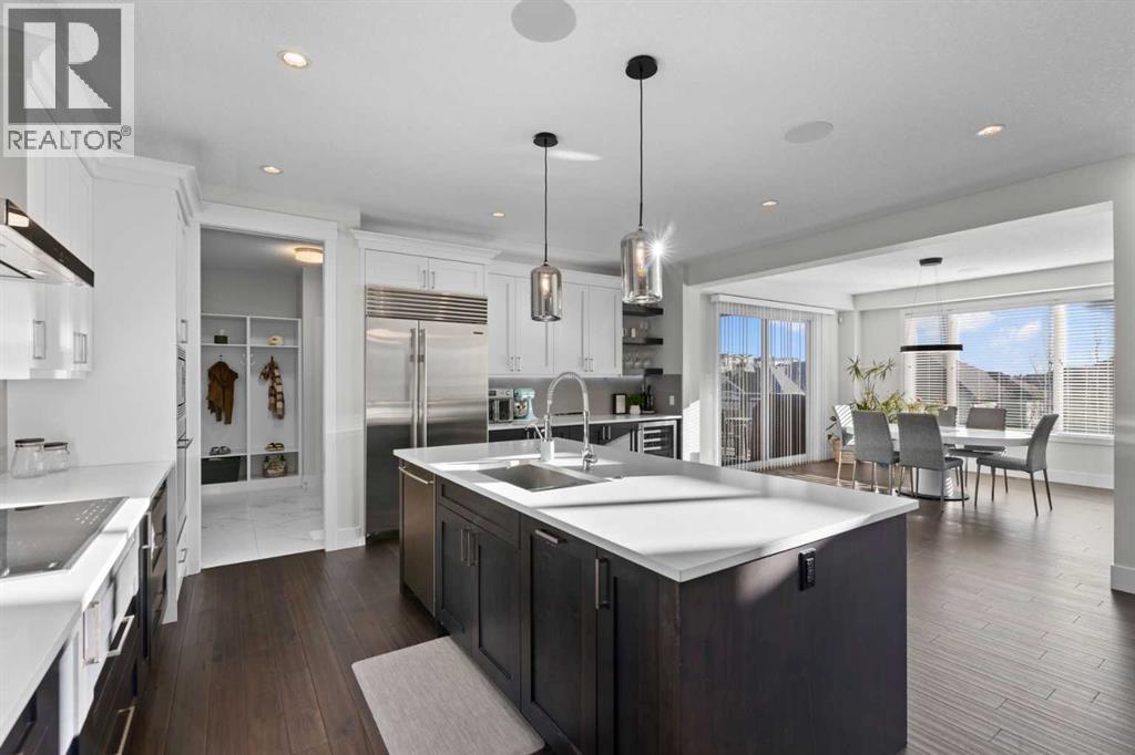 67 Aspen Vista Way Sw, Calgary, AB - Indoor Photo Showing Kitchen With Upgraded Kitchen