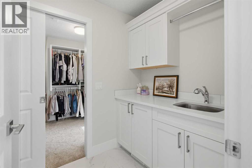 67 Aspen Vista Way Sw, Calgary, AB - Indoor