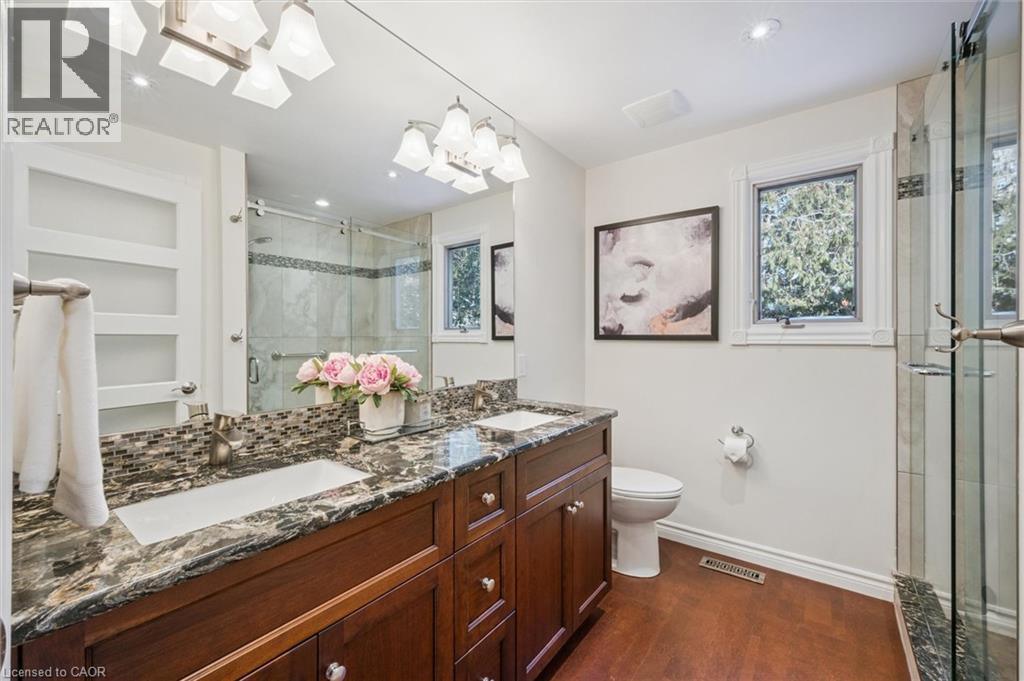 259 Old Post Road, Waterloo, ON - Indoor Photo Showing Bathroom