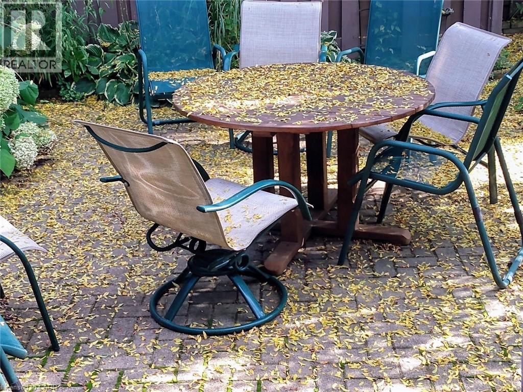 259 Old Post Road, Waterloo, ON - Outdoor