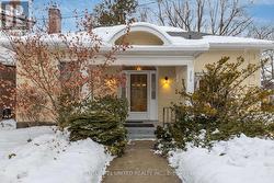 370 HUNTER STREET W Peterborough (Town Ward 3), ON K9H 2M5