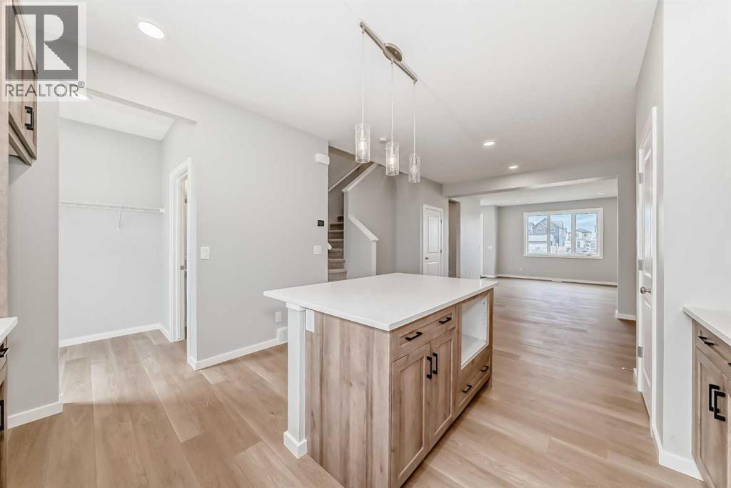 PLEASE NOTE: Photos are of a DIFFERENT Spec Home of the same model – fit and finish may differ. Interior selections and floorplans shown in photos - 85 Starling Boulevard Nw, Calgary, AB - Indoor