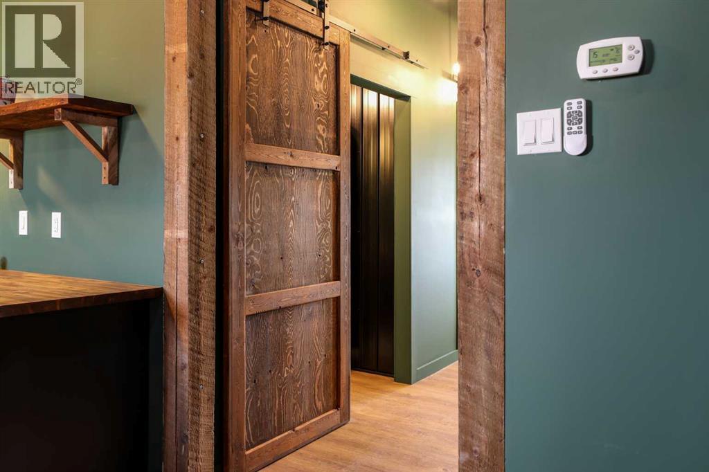 111 4 Avenue, Warner, AB