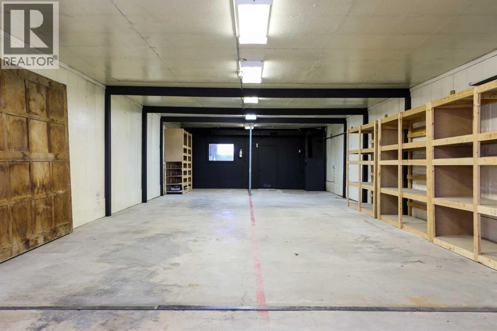 111 4 Avenue, Warner, AB