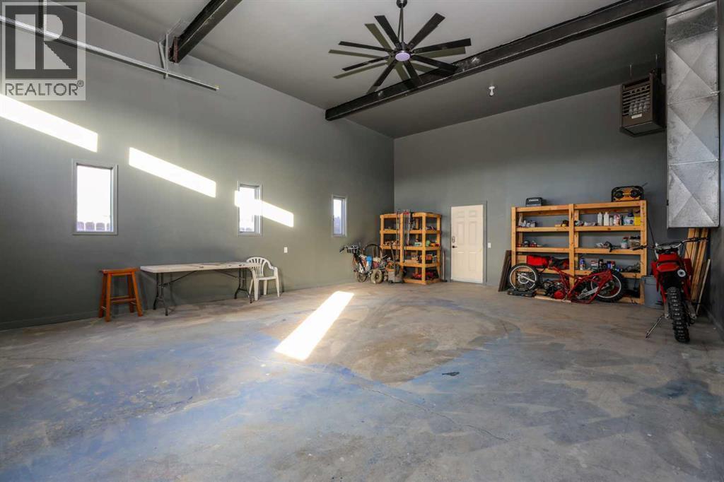 111 4 Avenue, Warner, AB