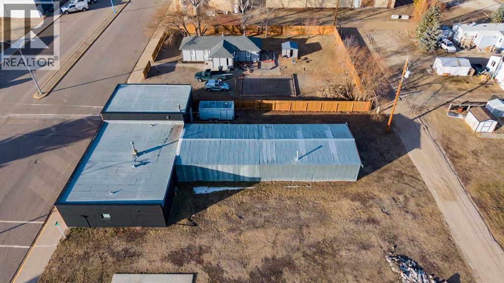 111 4 Avenue, Warner, AB