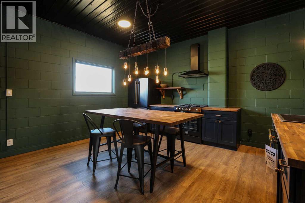 111 4 Avenue, Warner, AB