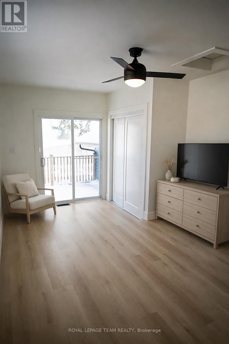 Walkout/deck in pr. bedrm. Photo Virtually staged. - 405 Barnes Street, North Grenville, ON - Indoor