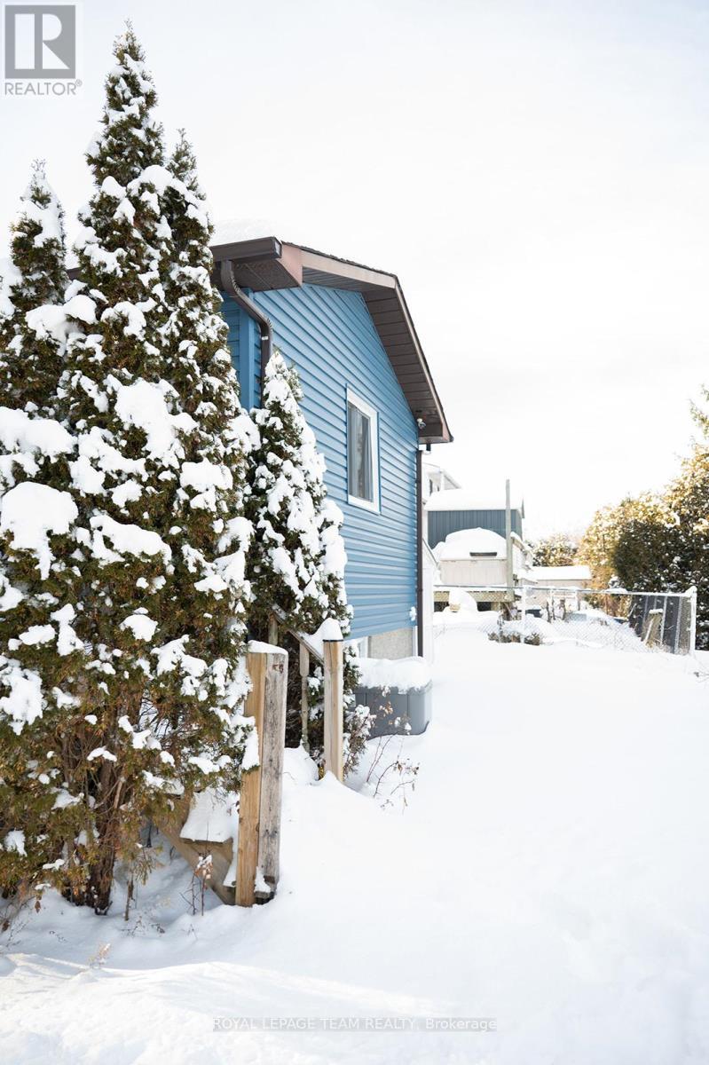 Backyard - 405 Barnes Street, North Grenville, ON - Outdoor