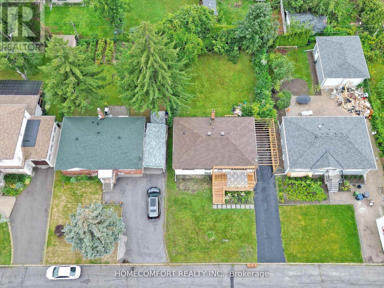 270 Brighton Avenue, Toronto, ON -