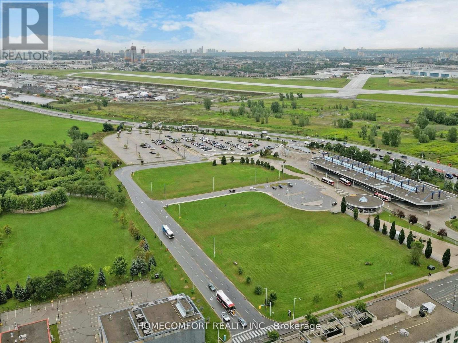 270 Brighton Avenue, Toronto, ON - Outdoor With View