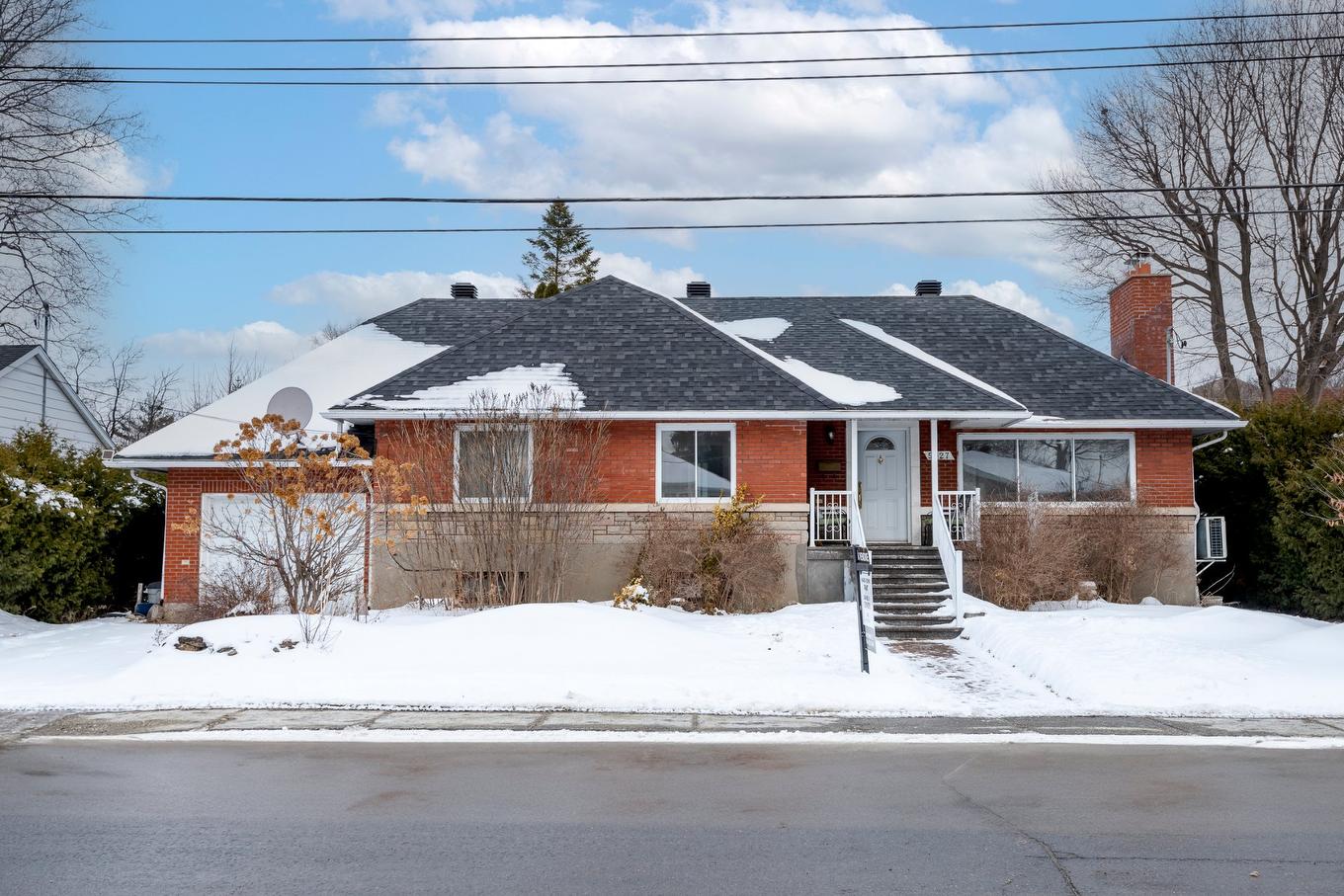 Façade - 5727 Av. Smart, Côte-Saint-Luc, QC - Outdoor