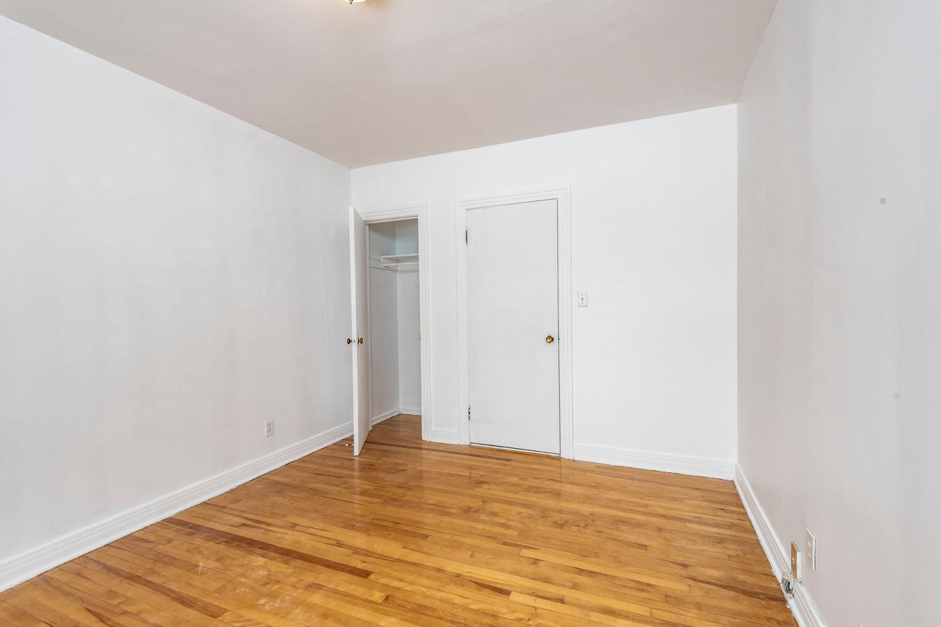 Chambre à coucher - 5727 Av. Smart, Côte-Saint-Luc, QC - Indoor Photo Showing Other Room