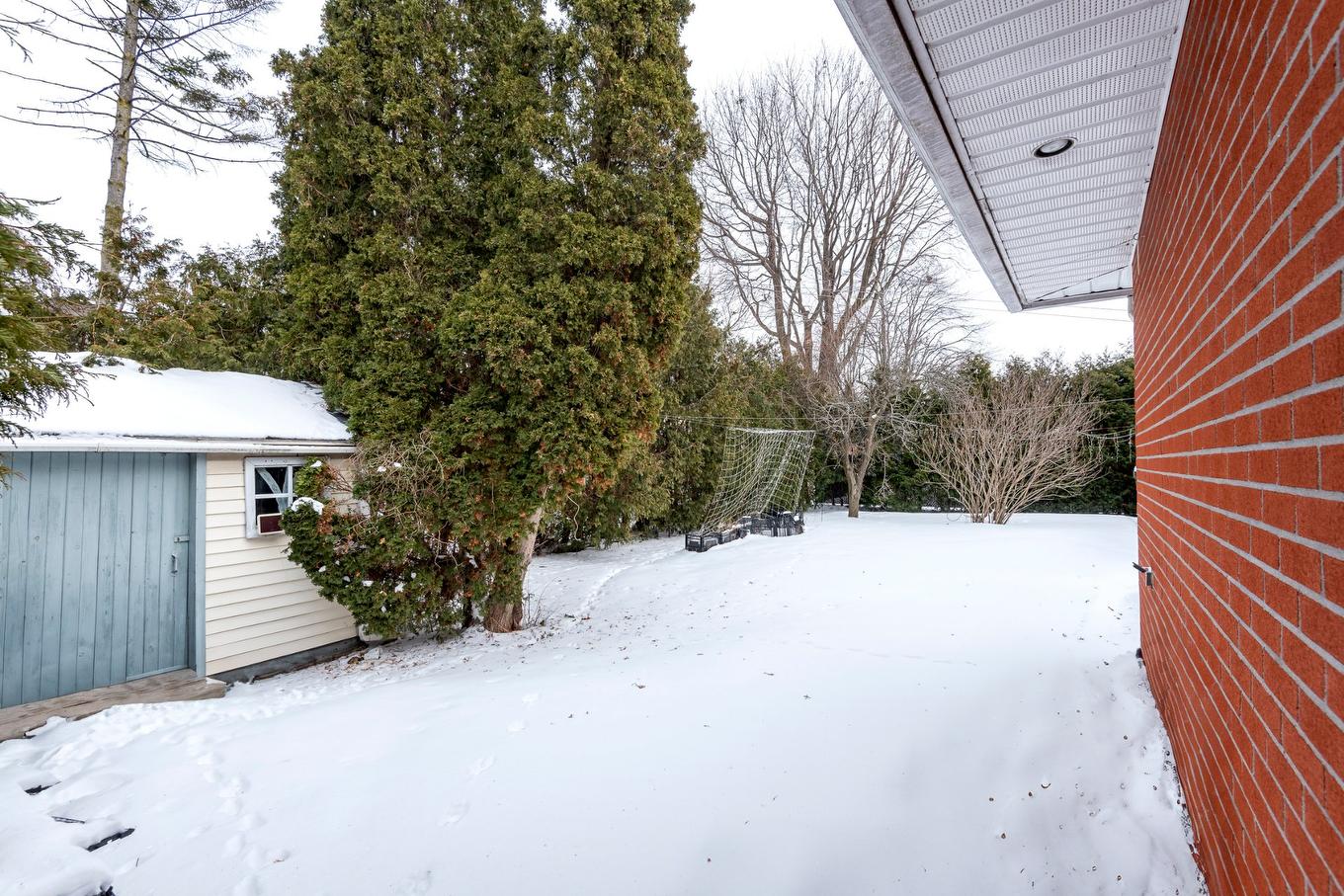 Remise - 5727 Av. Smart, Côte-Saint-Luc, QC - Outdoor