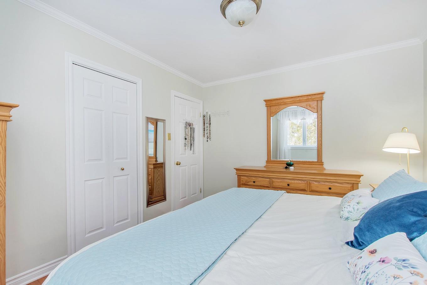 Primary bedroom - 3288 Rue Amitié, Mascouche, QC - Indoor Photo Showing Bedroom