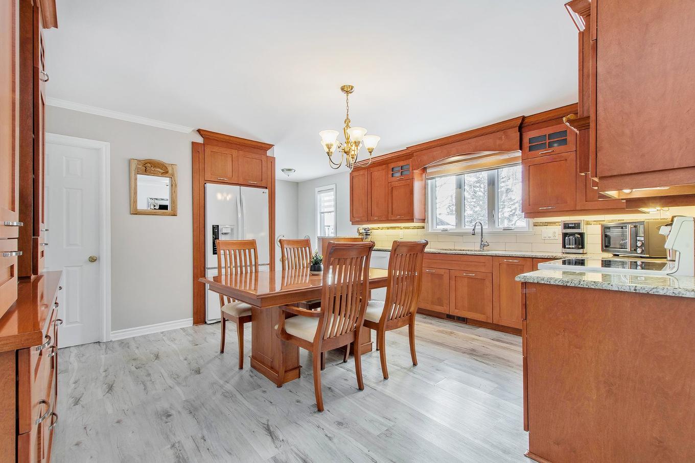 Kitchen - 3288 Rue Amitié, Mascouche, QC - Indoor