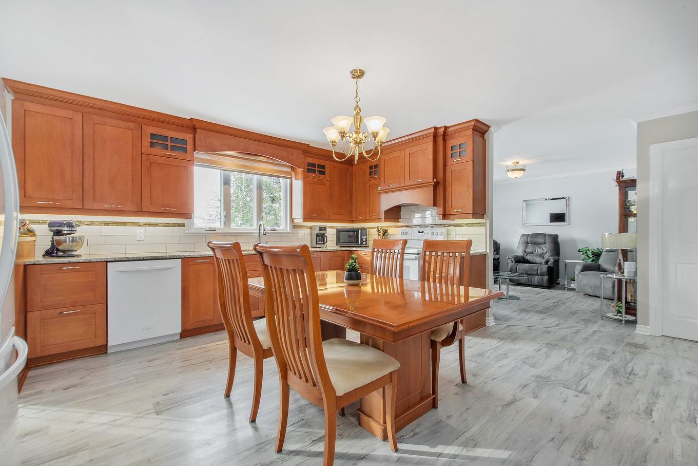 Kitchen - 3288 Rue Amitié, Mascouche, QC - Indoor Photo Showing Dining Room