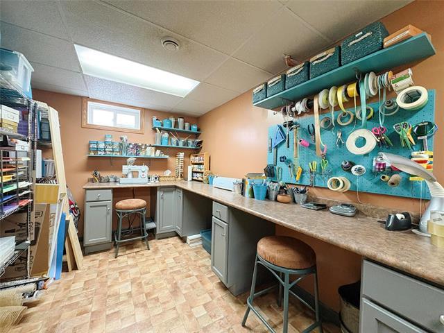 79 Thurlby Rd, Winnipeg, MB