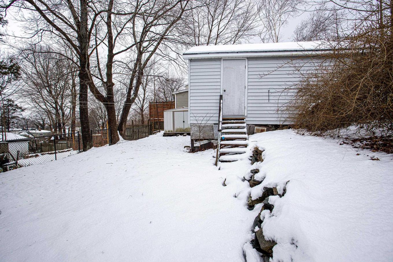 11 Maynard Street, Dartmouth, NS