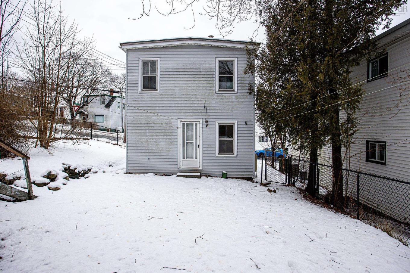 11 Maynard Street, Dartmouth, NS