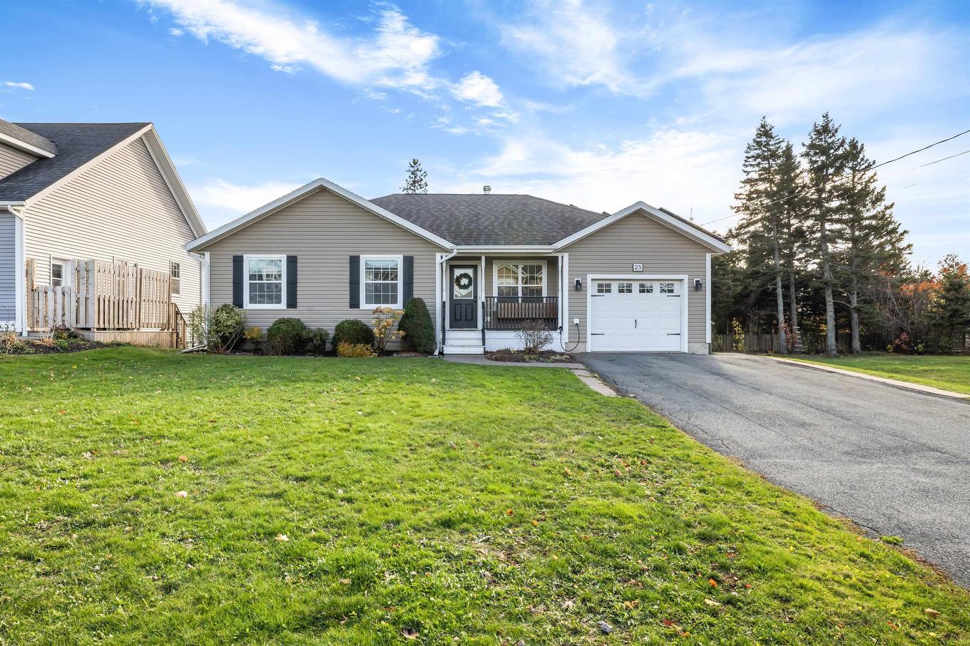 25 Gardiner Drive, Charlottetown, PE