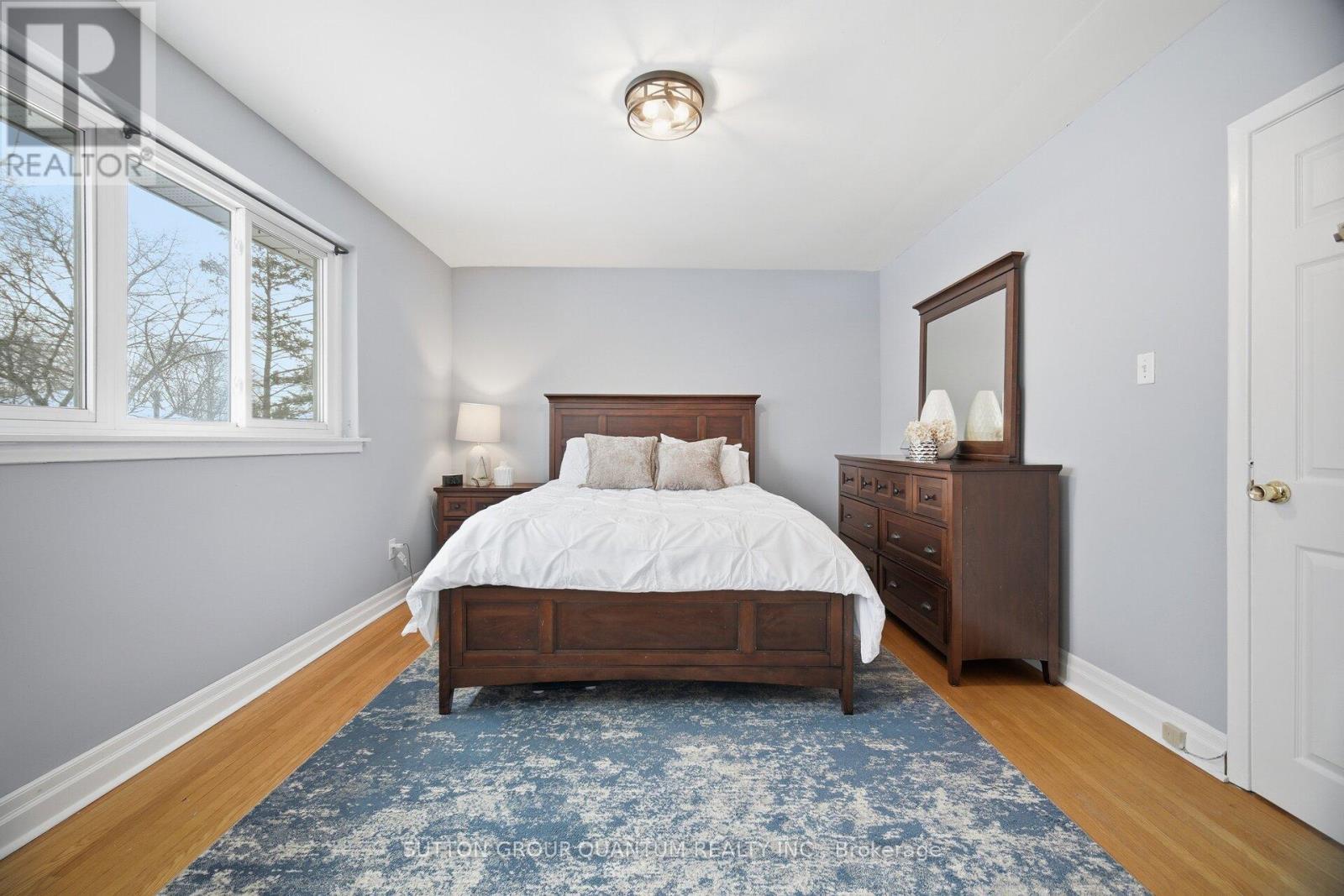 1241 Bray Court, Mississauga, ON - Indoor Photo Showing Bedroom