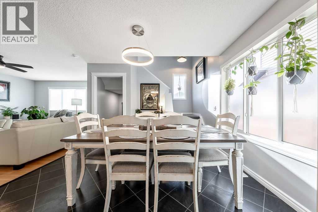 361 Cimarron Boulevard, Okotoks, AB - Indoor Photo Showing Dining Room