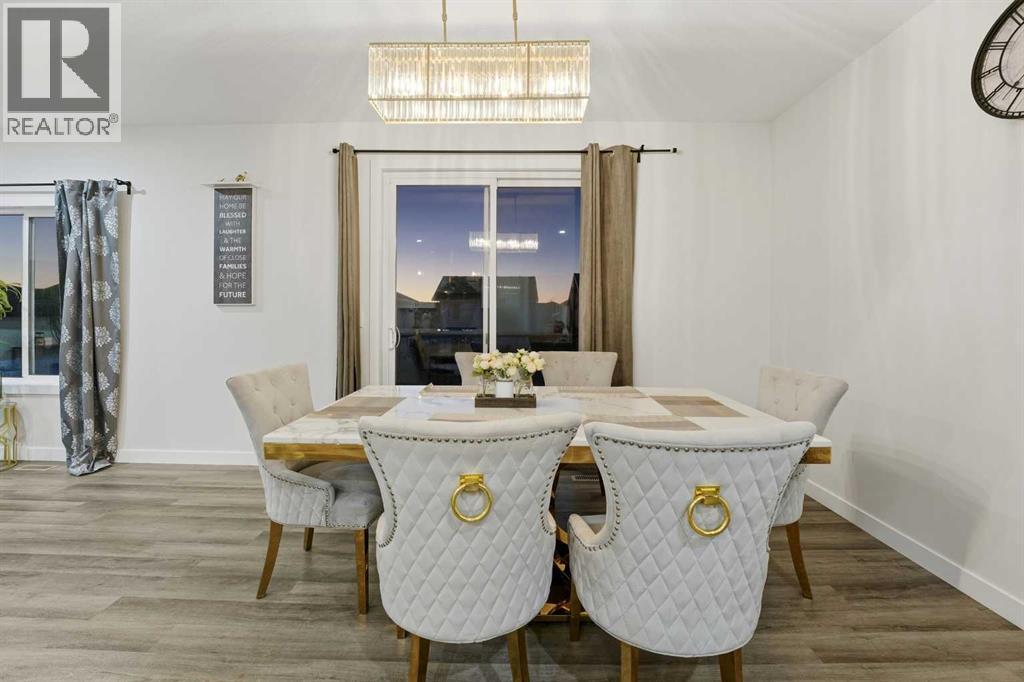 30 Thayer Close, Red Deer, AB - Indoor Photo Showing Dining Room