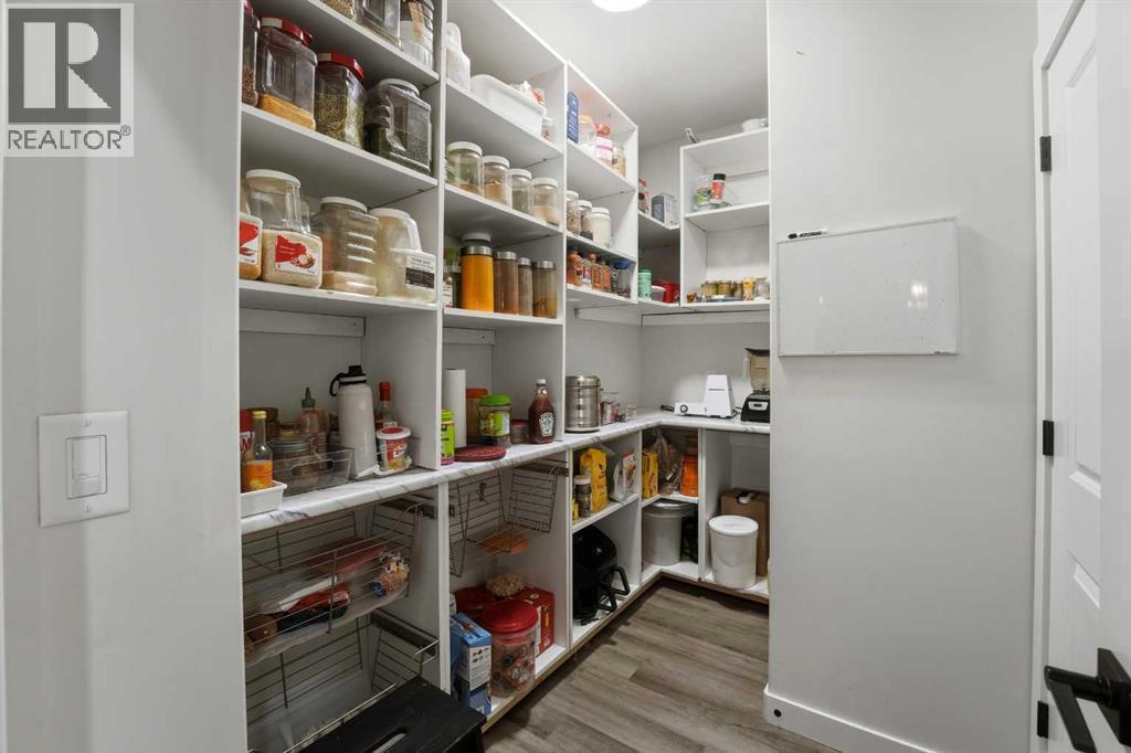 30 Thayer Close, Red Deer, AB - Indoor