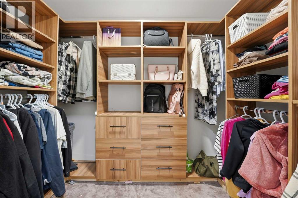 30 Thayer Close, Red Deer, AB - Indoor With Storage