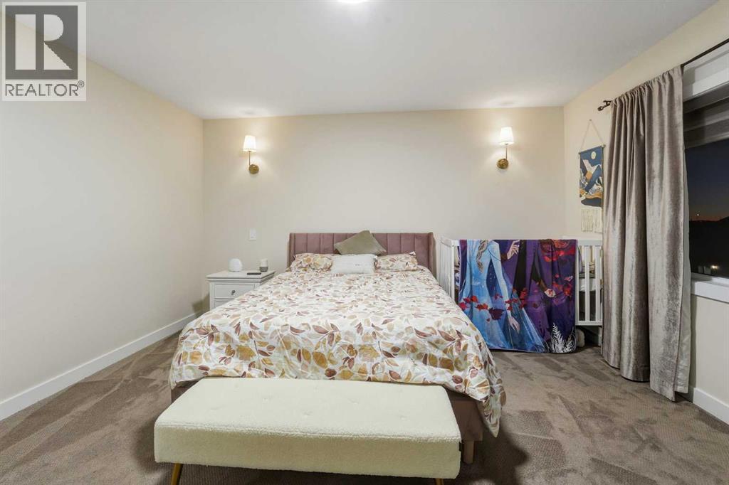 30 Thayer Close, Red Deer, AB - Indoor Photo Showing Bedroom